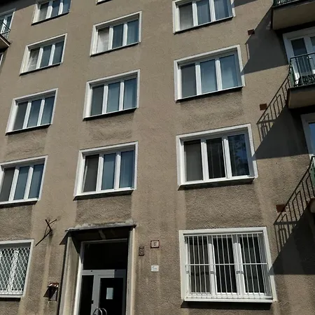 公寓 Cozy Near City Center *